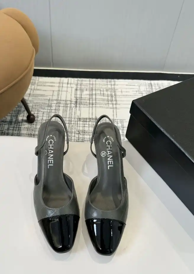 hype Chanel High Heels