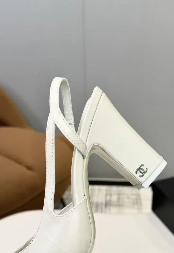 hype Chanel High Heels