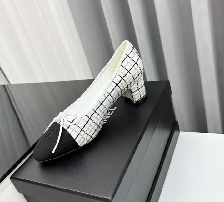 hype Chanel High Heels