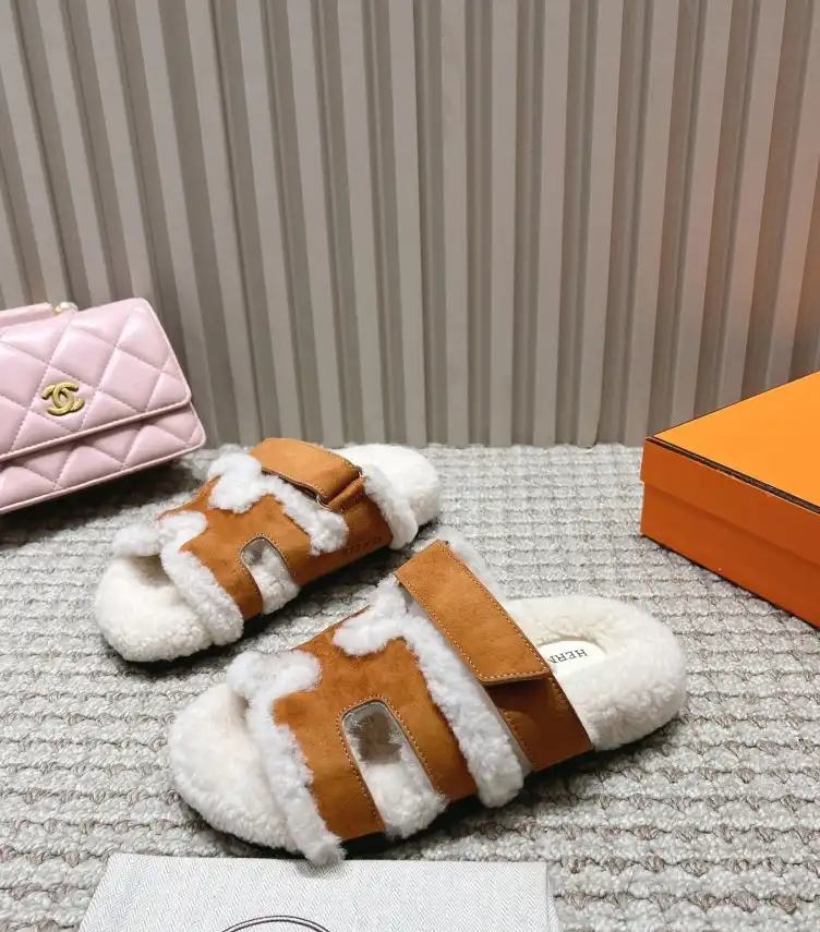 hype Hermes Slippers