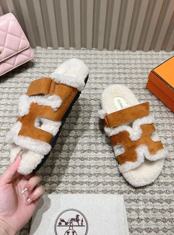 hype Hermes Slippers