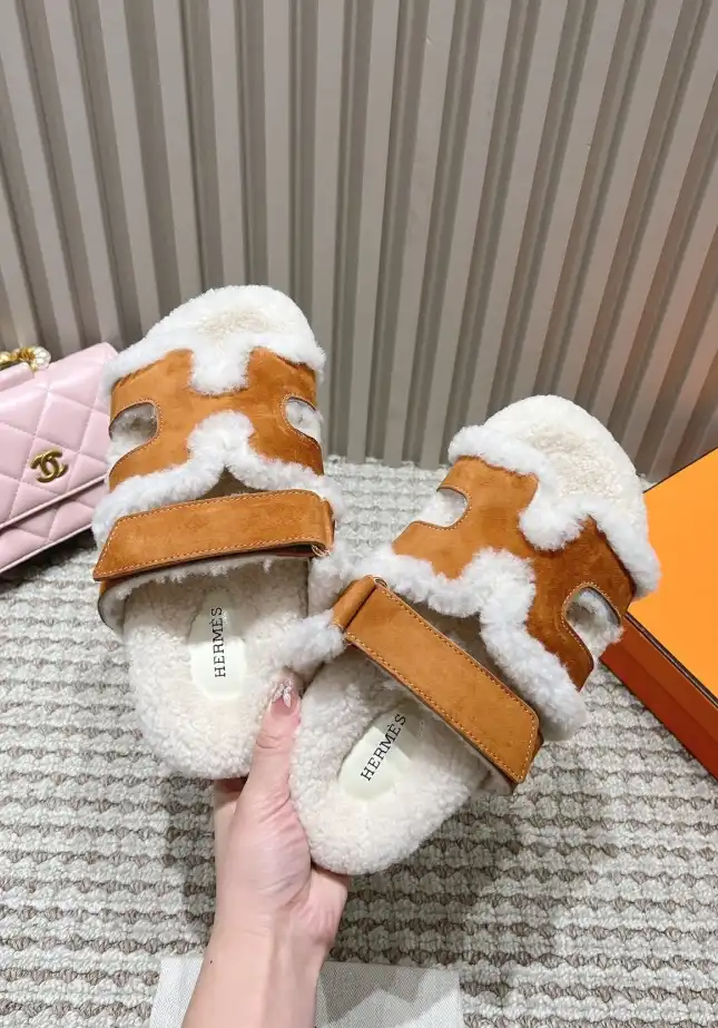 hype Hermes Slippers