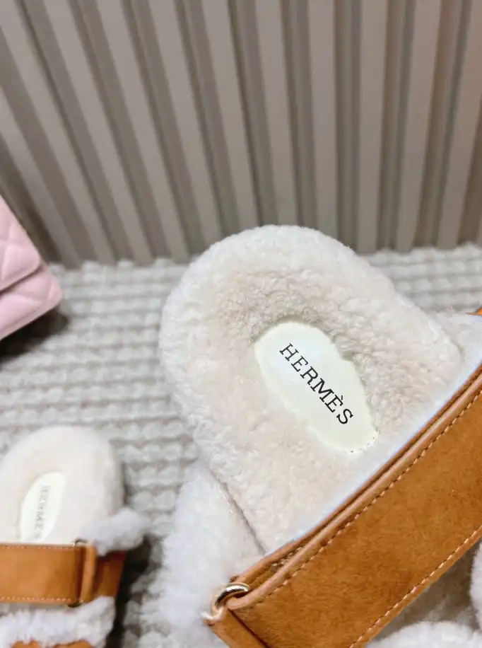 hype Hermes Slippers