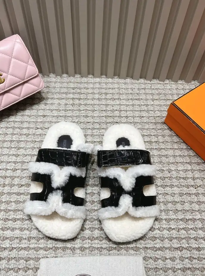 hype Hermes Slippers