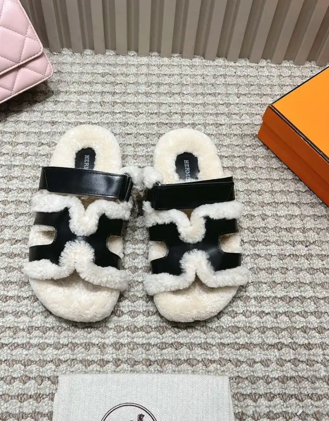 hype Hermes Slippers