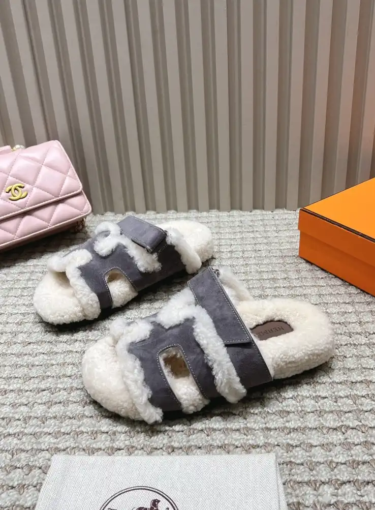 hype Hermes Slippers