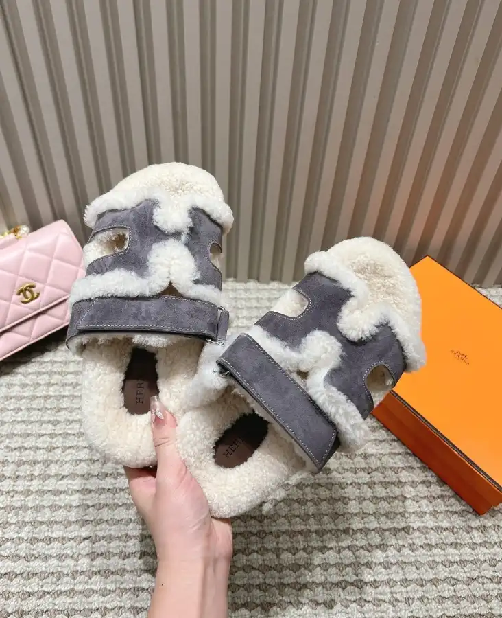 hype Hermes Slippers