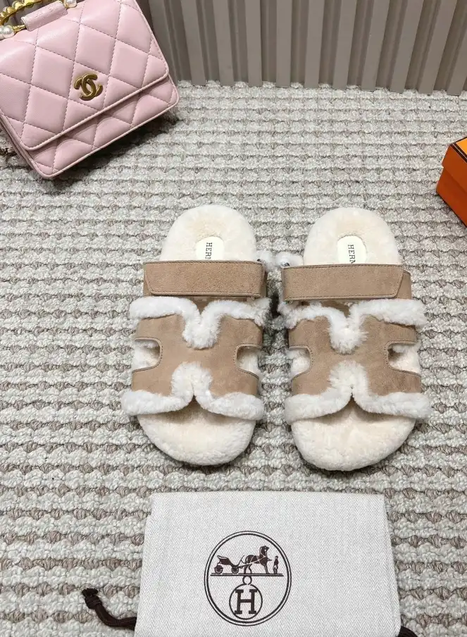 hype Hermes Slippers