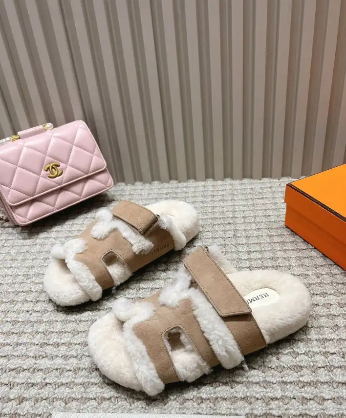 hype Hermes Slippers