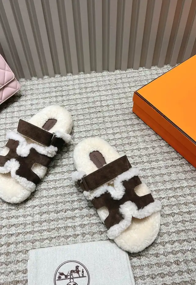 hype Hermes Slippers