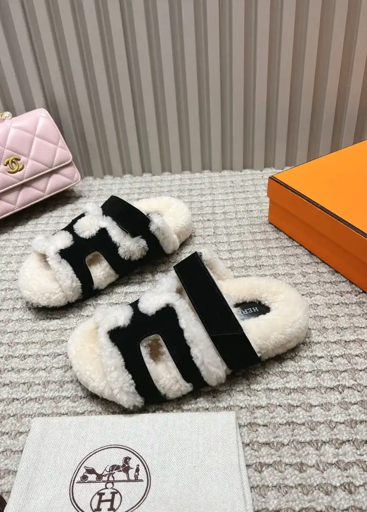 hype Hermes Slippers