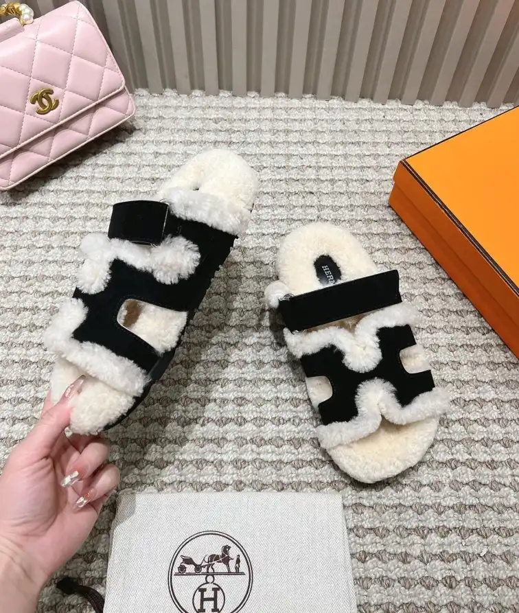 hype Hermes Slippers