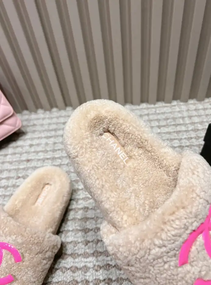 hype Chanel Slippers