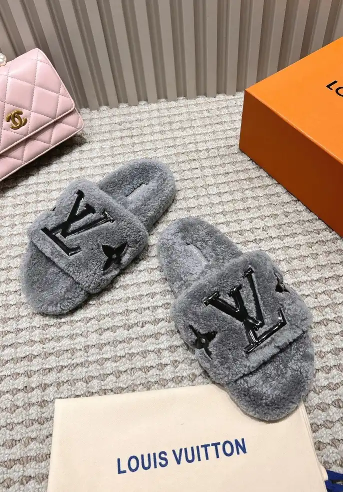 hype LV Slippers