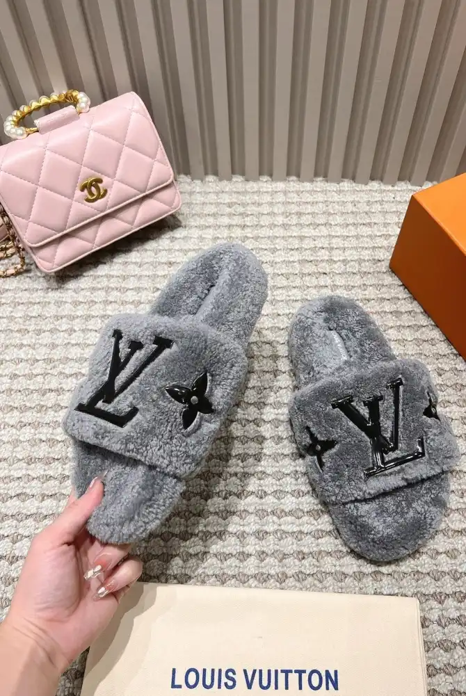 hype LV Slippers