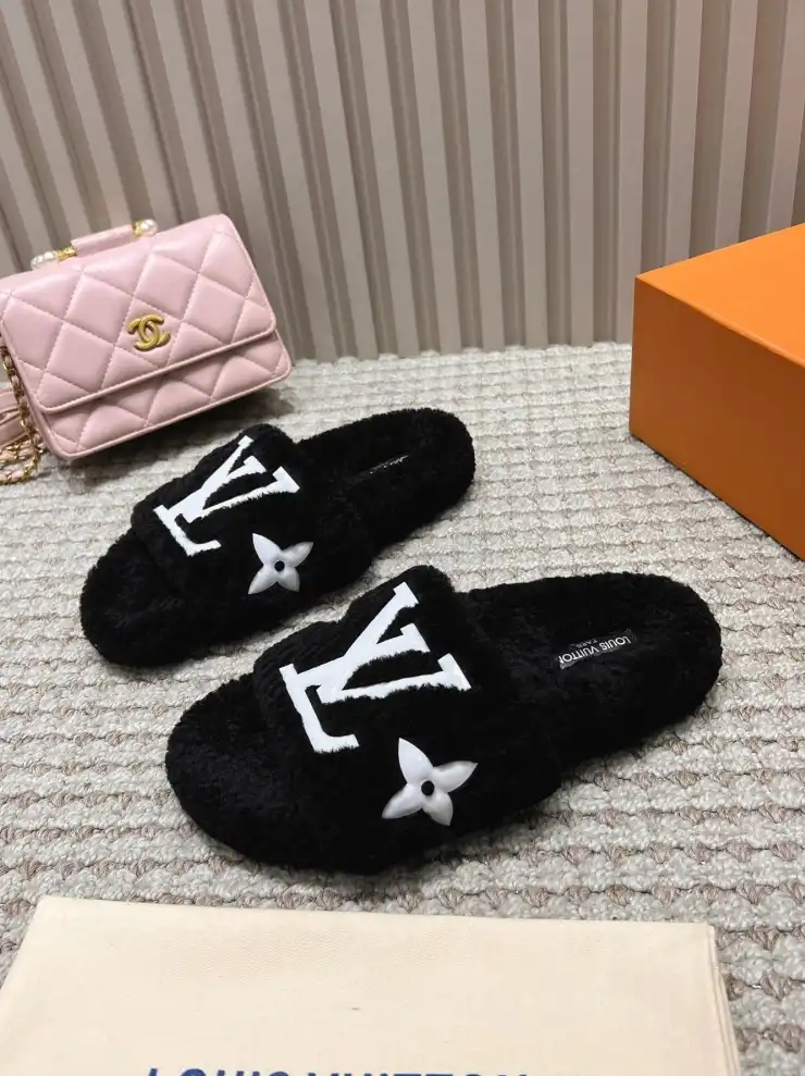 hype LV Slippers