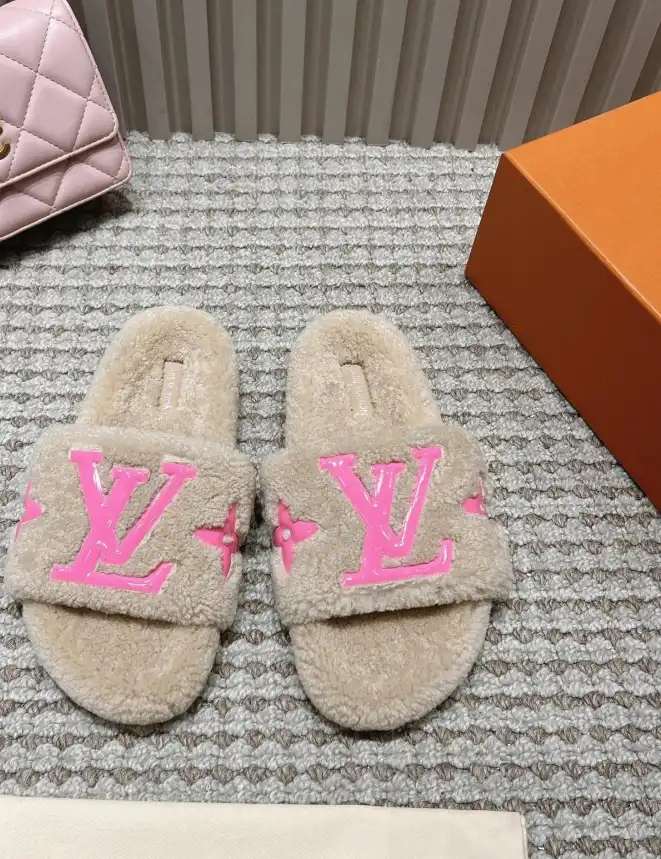 hype LV Slippers