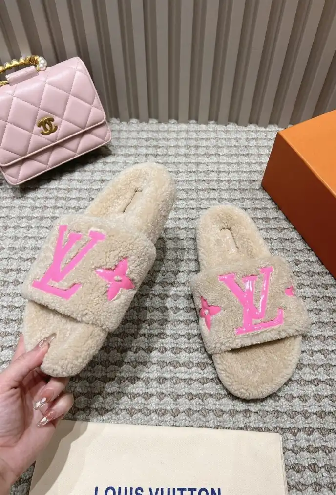 hype LV Slippers