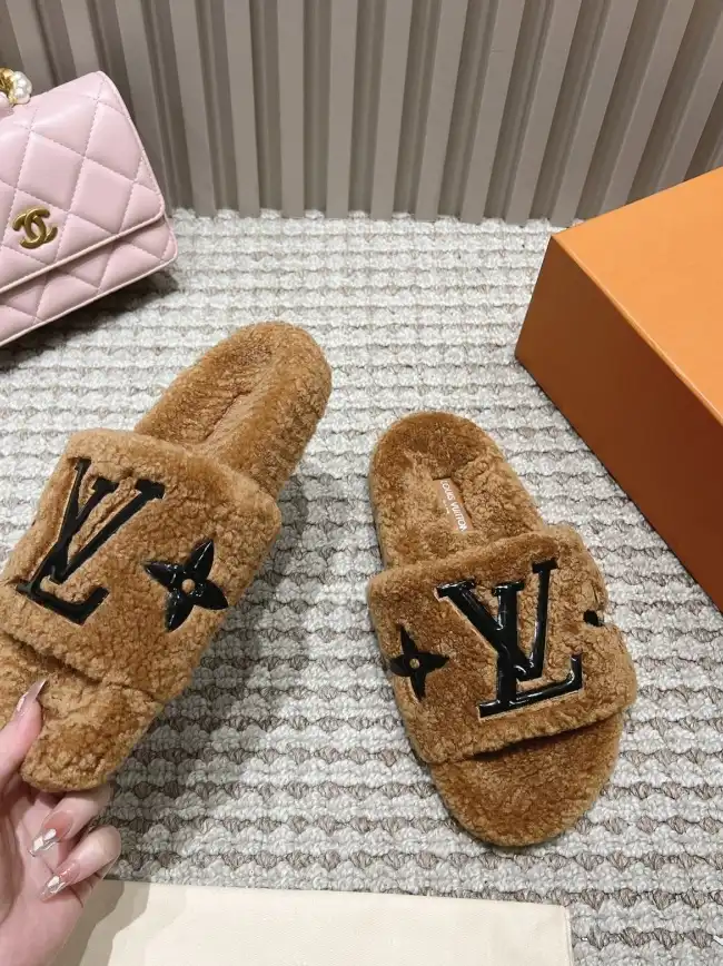 hype LV Slippers