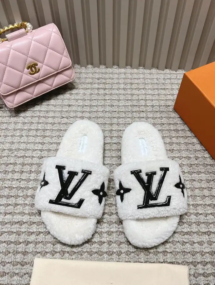 hype LV Slippers