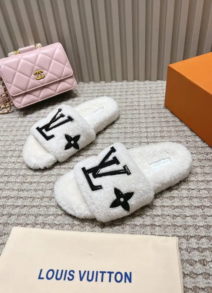 hype LV Slippers