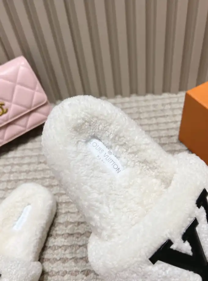 hype LV Slippers