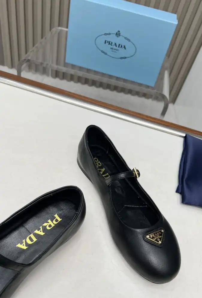 hype Prada flat shoes