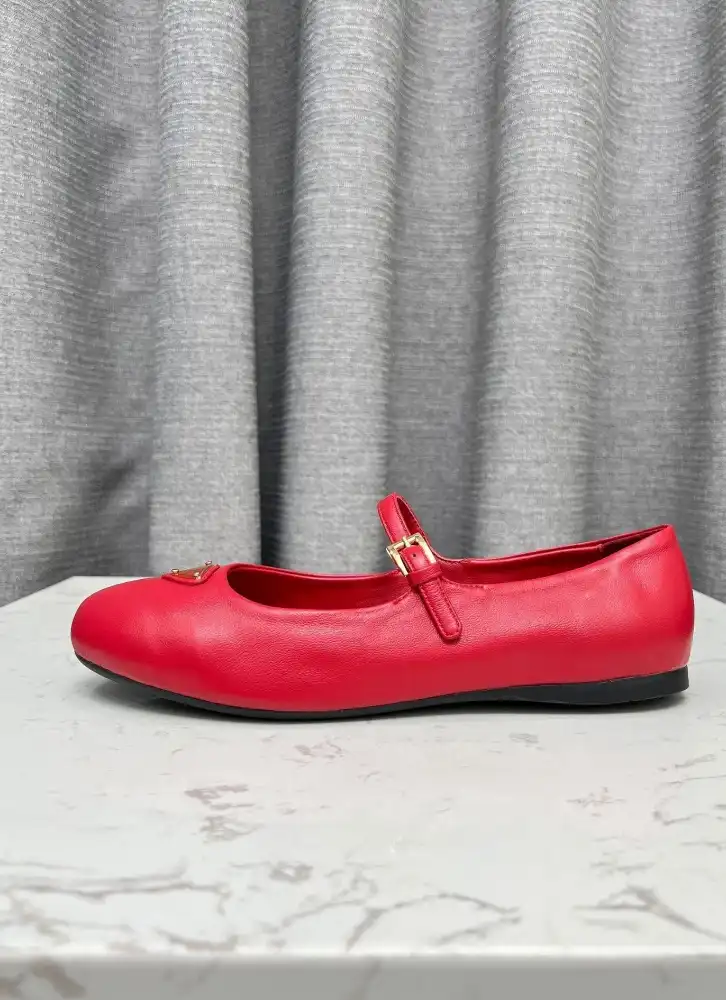 hype Prada flat shoes