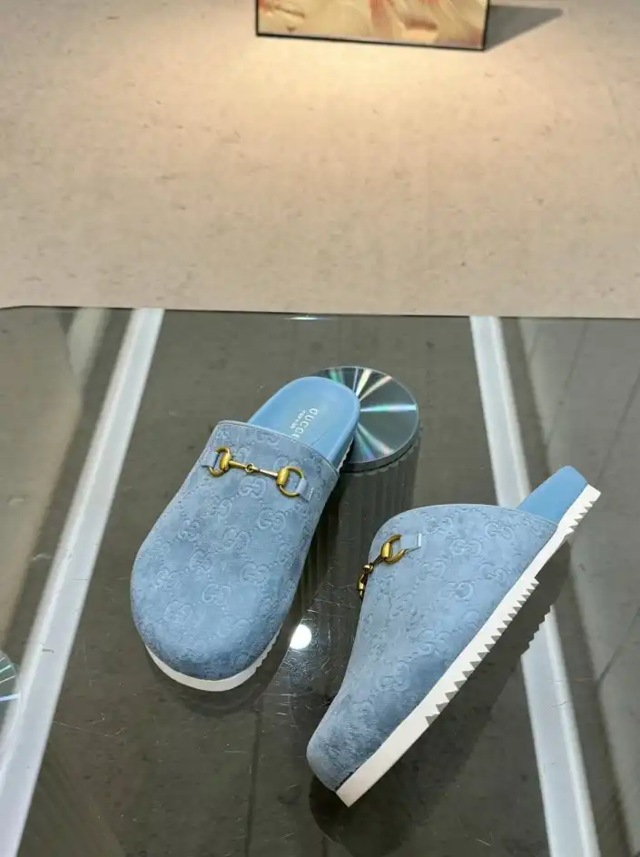 hype Gucci Slippers