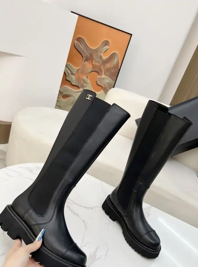 hype Chanel Boots