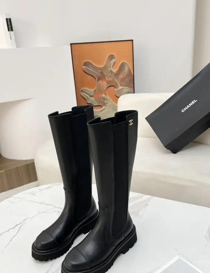 hype Chanel Boots