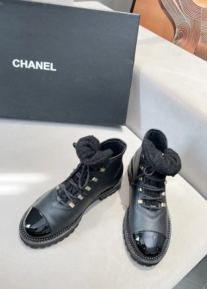 hype Chanel Boots