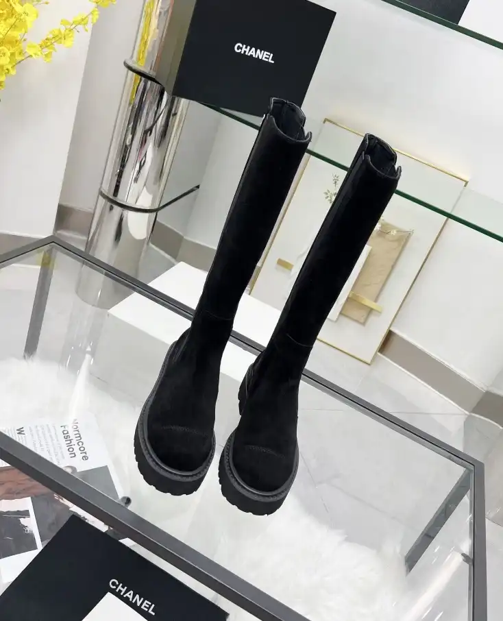 hype Chanel Boots