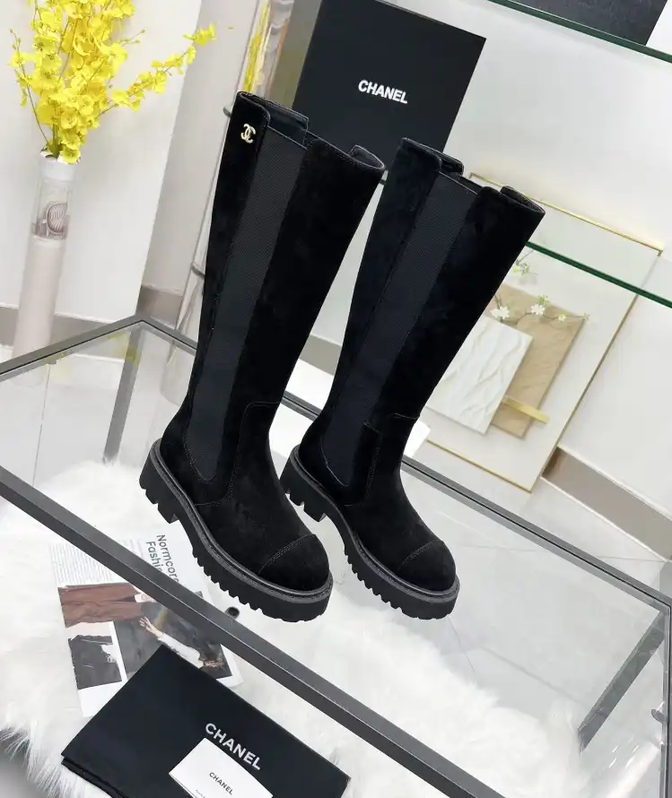 hype Chanel Boots