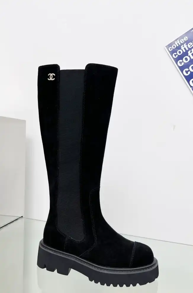 hype Chanel Boots