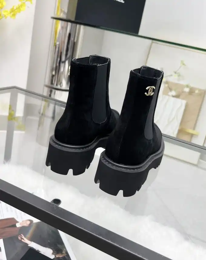 hype Chanel Boots