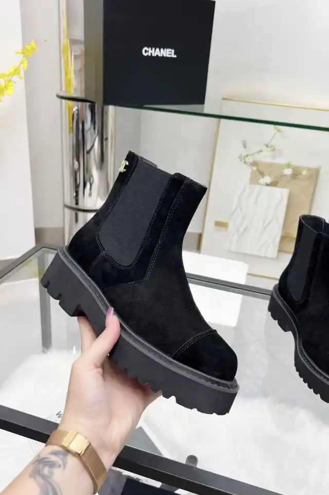 hype Chanel Boots