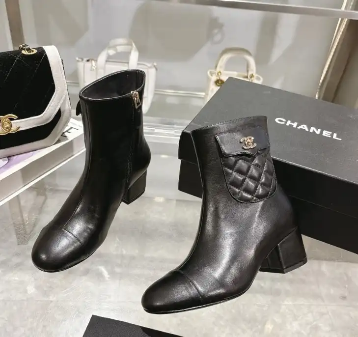 hype Chanel Boots