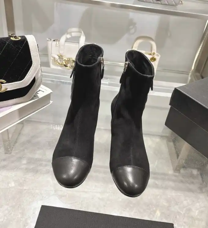 hype Chanel Boots