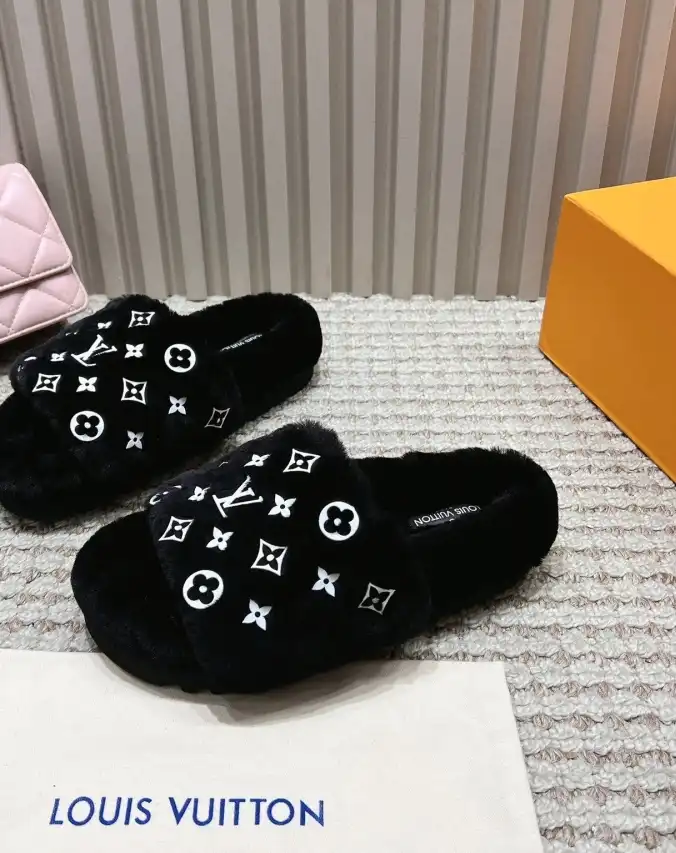 hype LV Slippers