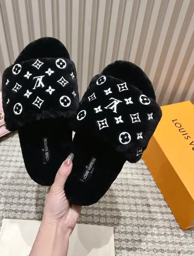 hype LV Slippers