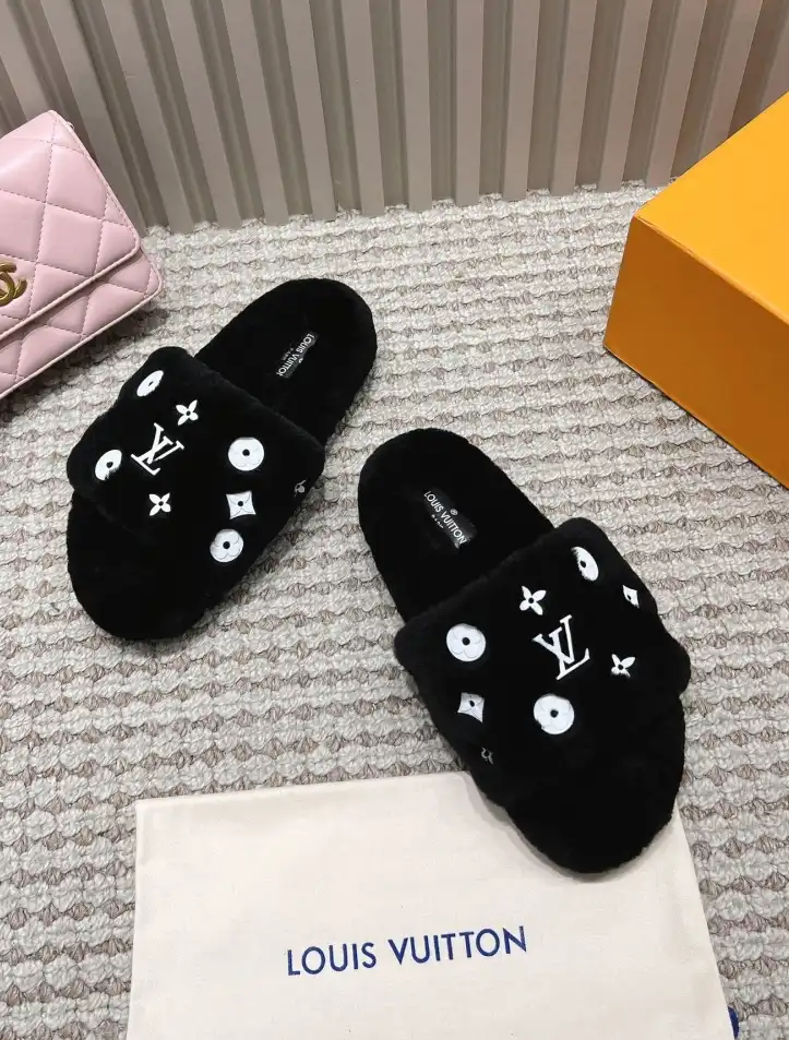 hype LV Slippers