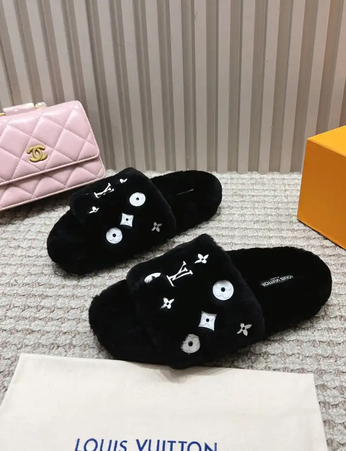 hype LV Slippers