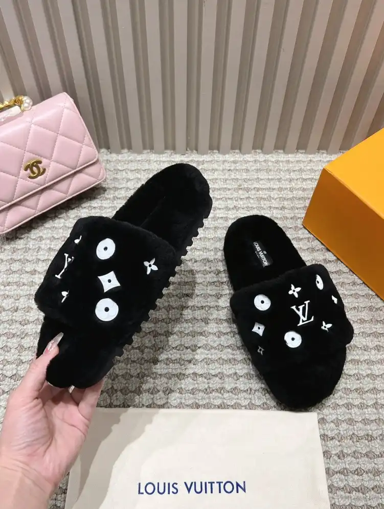 hype LV Slippers