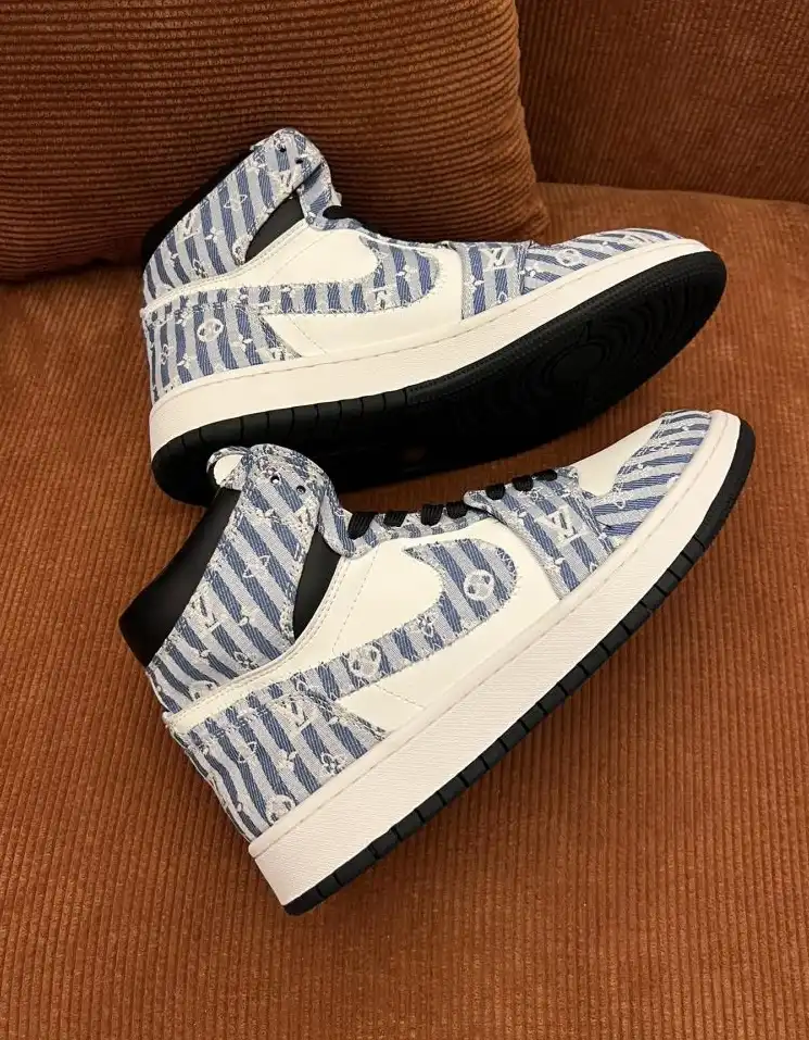 hype Louis Vuitton Sneakers