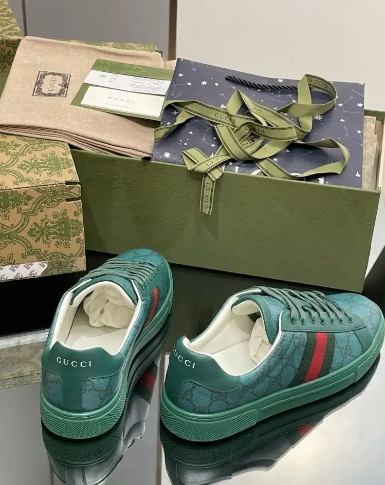 hype Gucci Sneakers