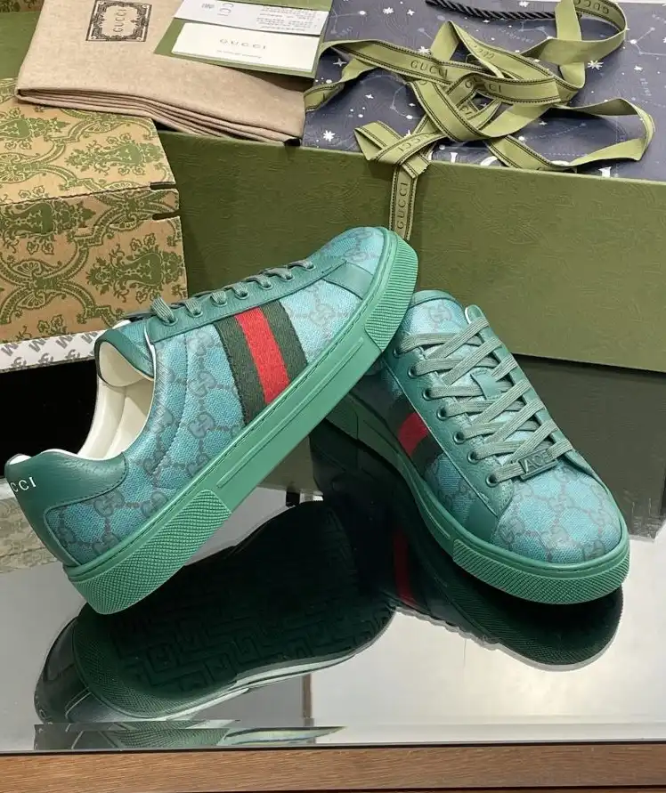 hype Gucci Sneakers