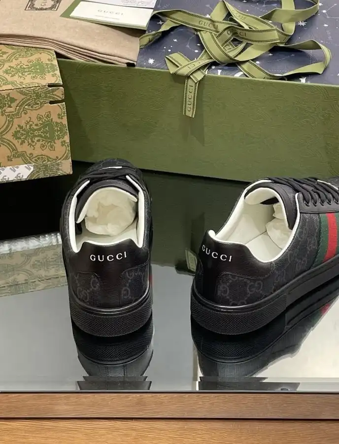 hype Gucci Sneakers