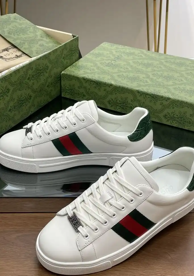 hype Gucci Sneakers