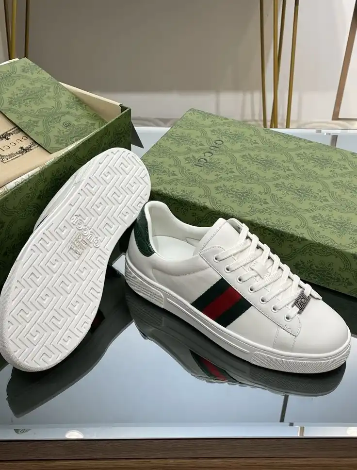 hype Gucci Sneakers